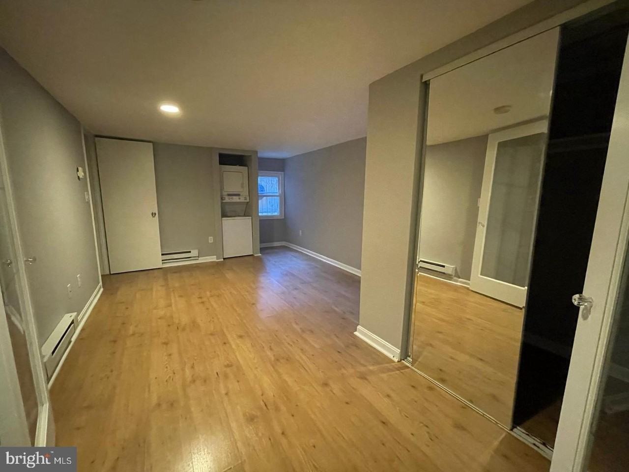 1207 Harvard St Nw - Photo 4 of 6