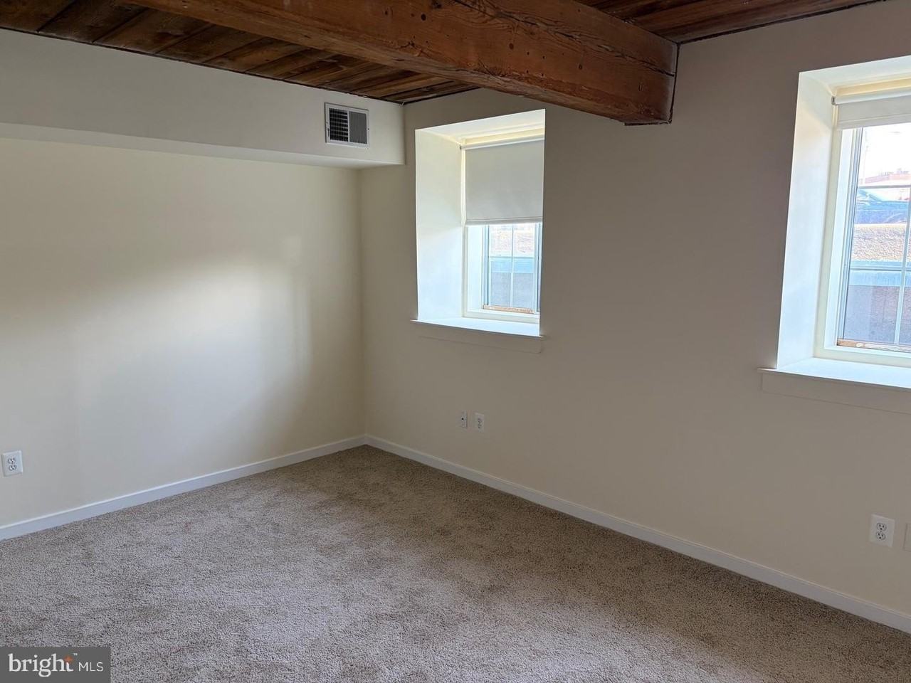 2639 Boston St #102 - Photo 4 of 6