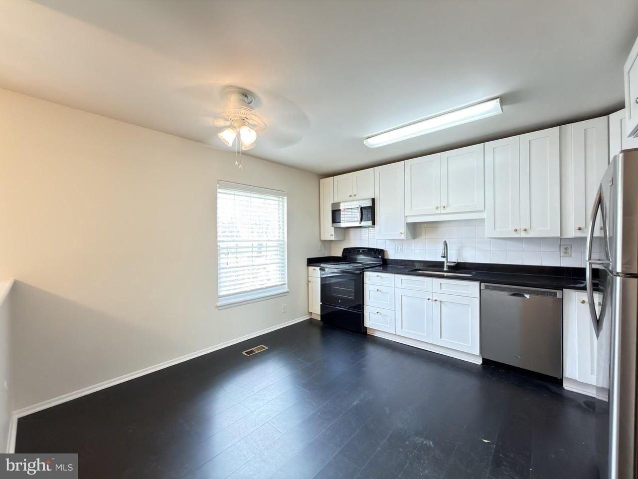 23 Valley Crossing Cir - Photo 6 of 19