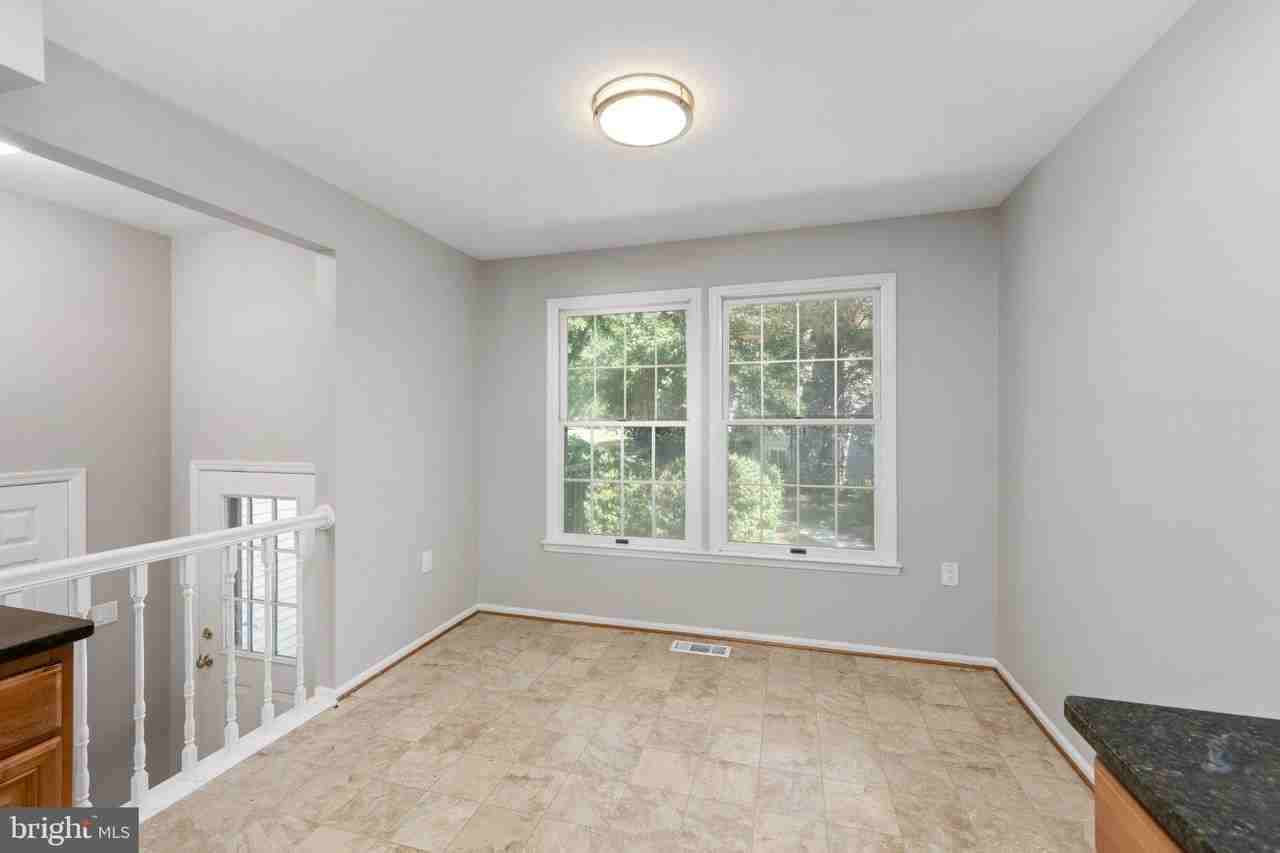 7507 Swan Point Way #18-4 - Photo 3 of 26