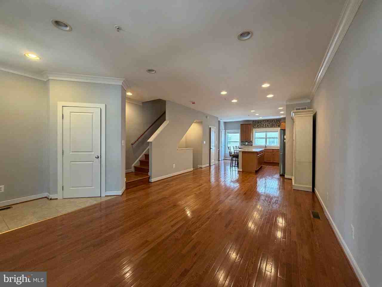 2352 Cobble Hill Ter - Photo 7 of 33
