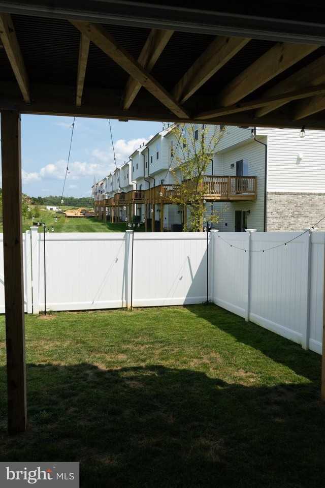 16642 Green Glade Dr - Photo 5 of 6