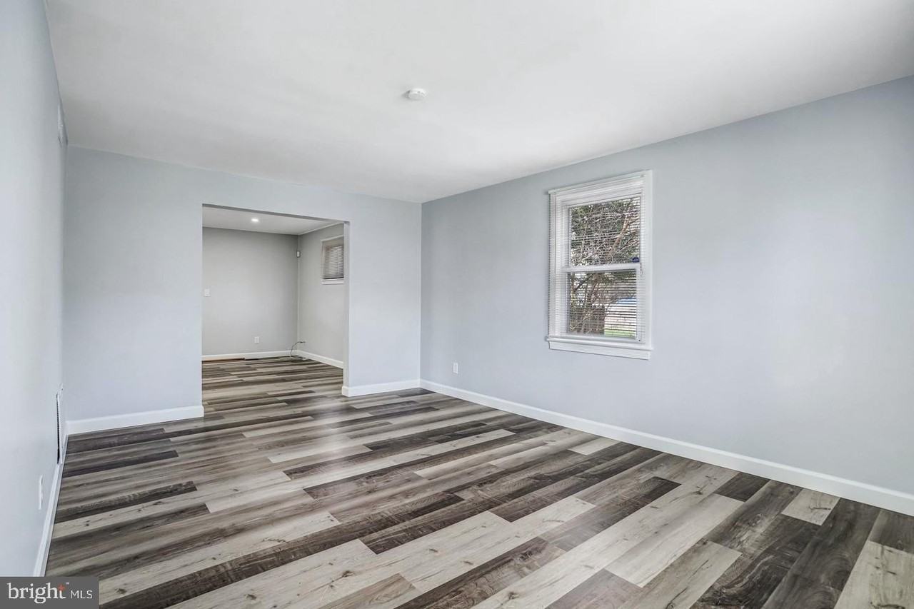 6226 20th Ave - Photo 4 of 45