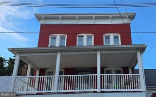 featured image of 21106 Twin Springs Dr #1