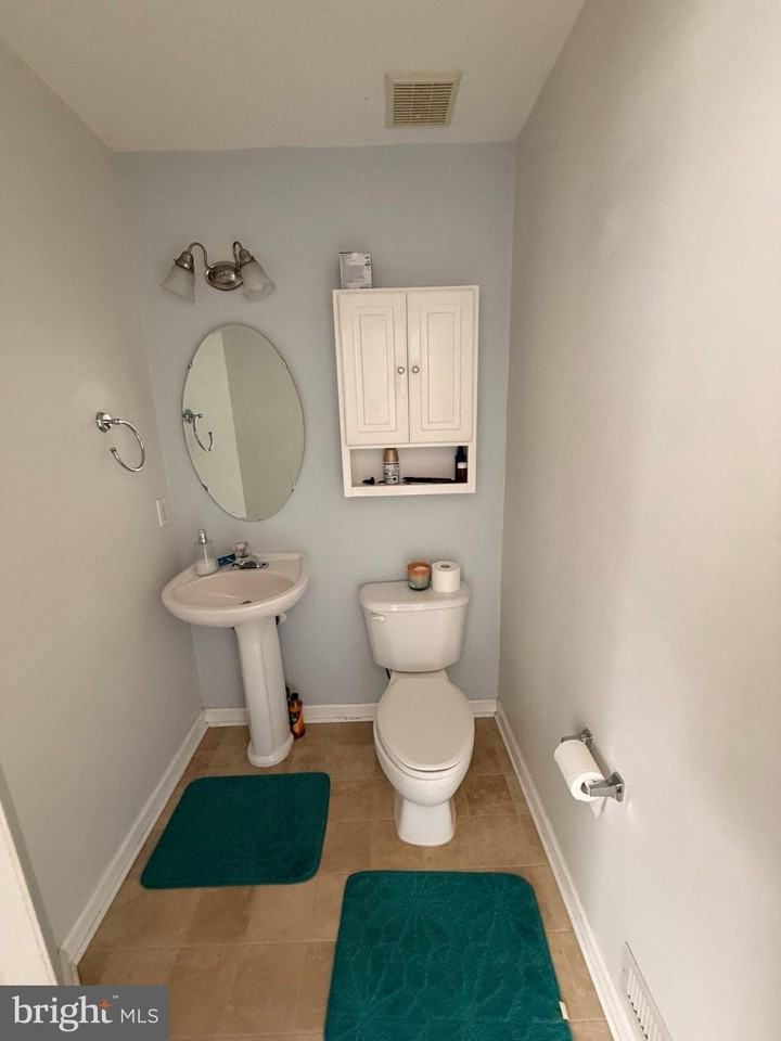 20 Guilford Pl - Photo 7 of 16