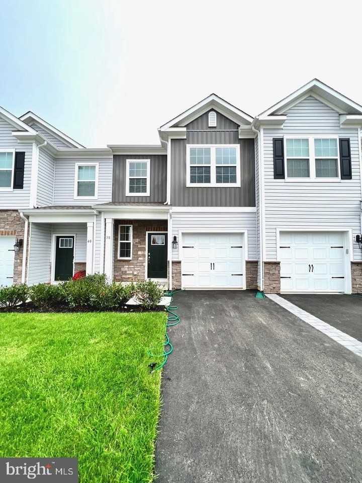 38 Nelsons Way - Photo 3 of 30