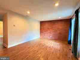 featured image of 3 Madeley Ct