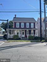 featured image of 300 W Middle St