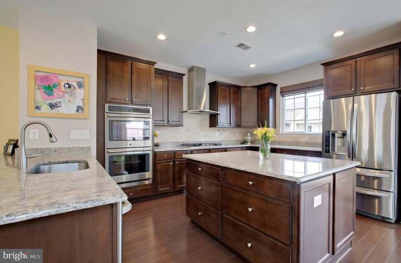 29137 Hickory Ln - Photo 2 of 6