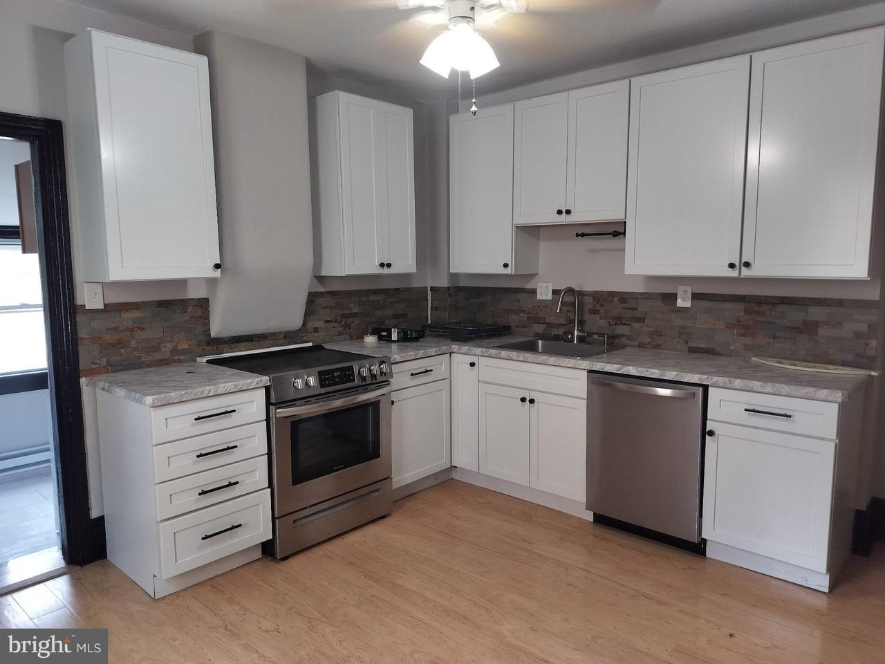 213 Brandywine Ave - Photo 2 of 4