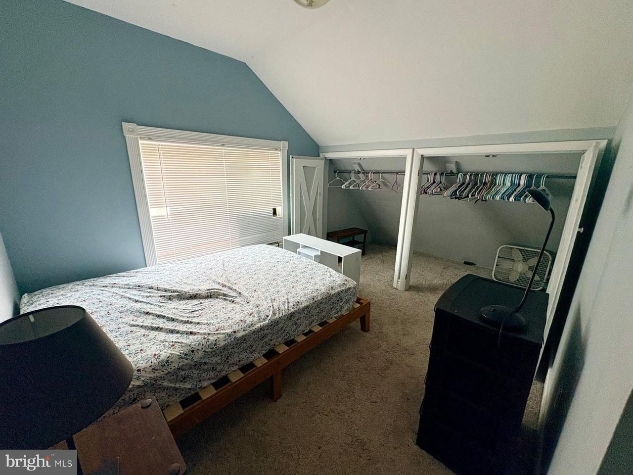 380 Upland Rd - Photo 6 of 7