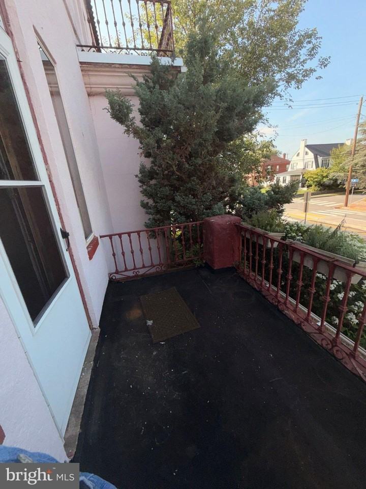 2801 N 2nd St #A4 - Photo 6 of 17