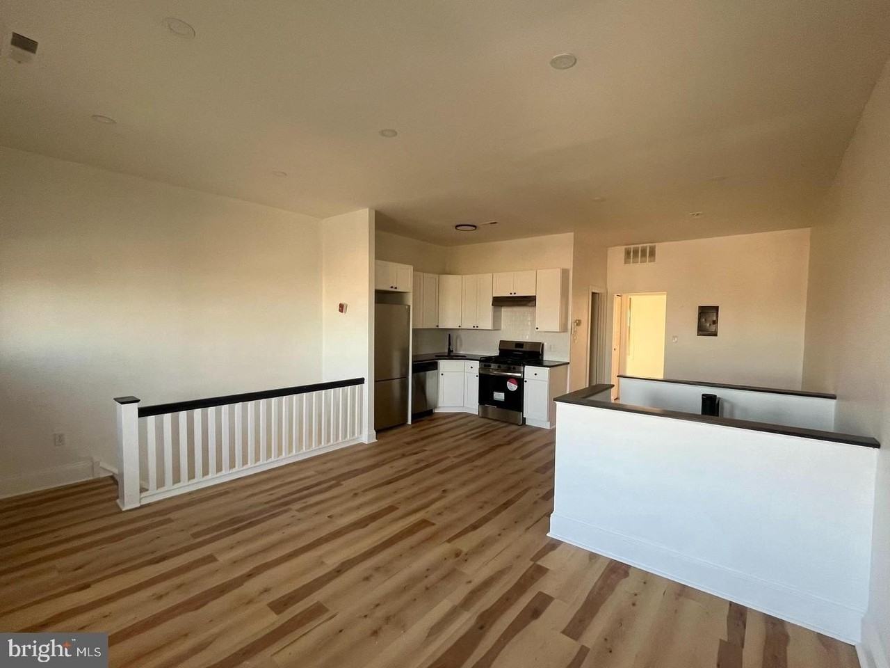 5443 Germantown Ave #3 - Photo 4 of 31