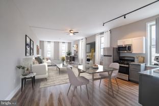 937 N 2nd St #2F - Photo 1 of 1