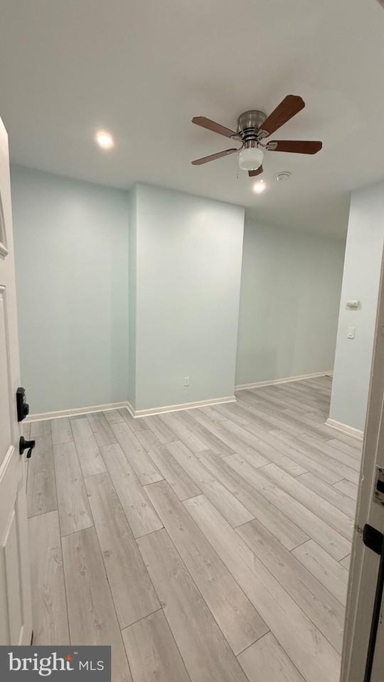 5449 Pine St #A - Photo 4 of 19
