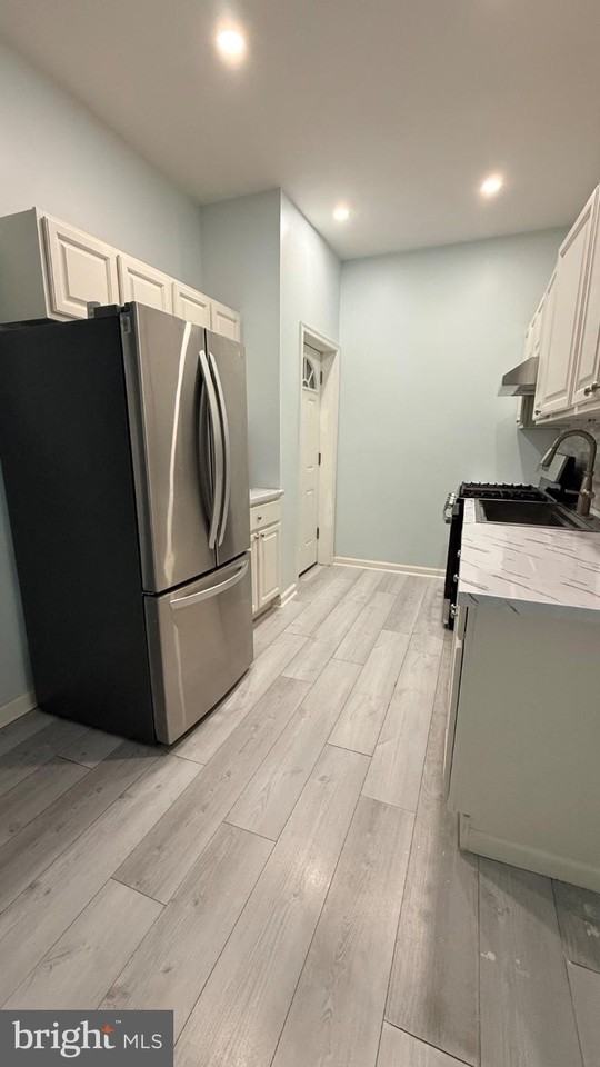 5449 Pine St #A - Photo 5 of 19
