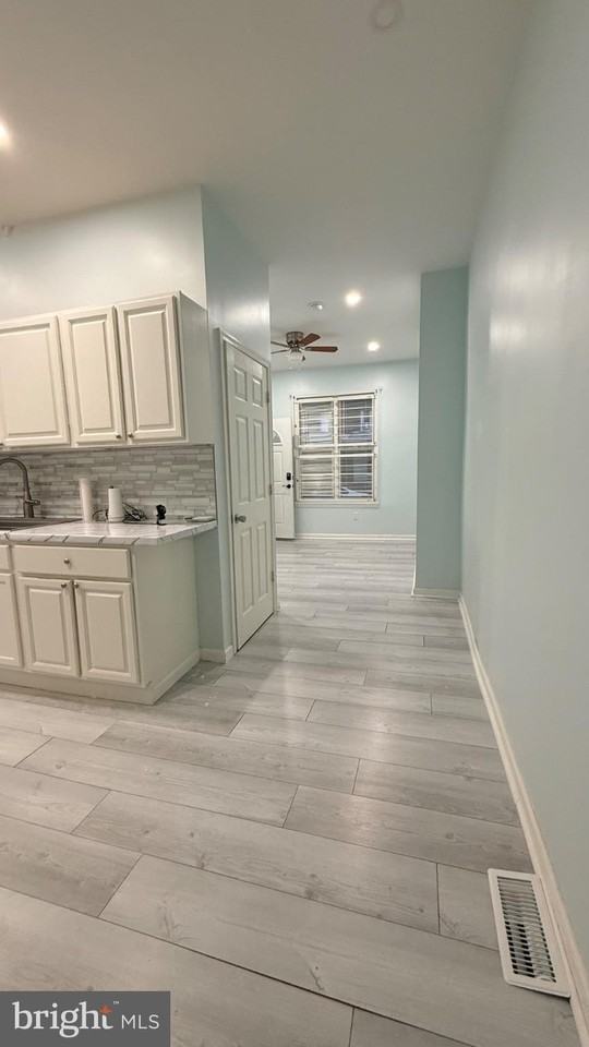 5449 Pine St #A - Photo 7 of 19