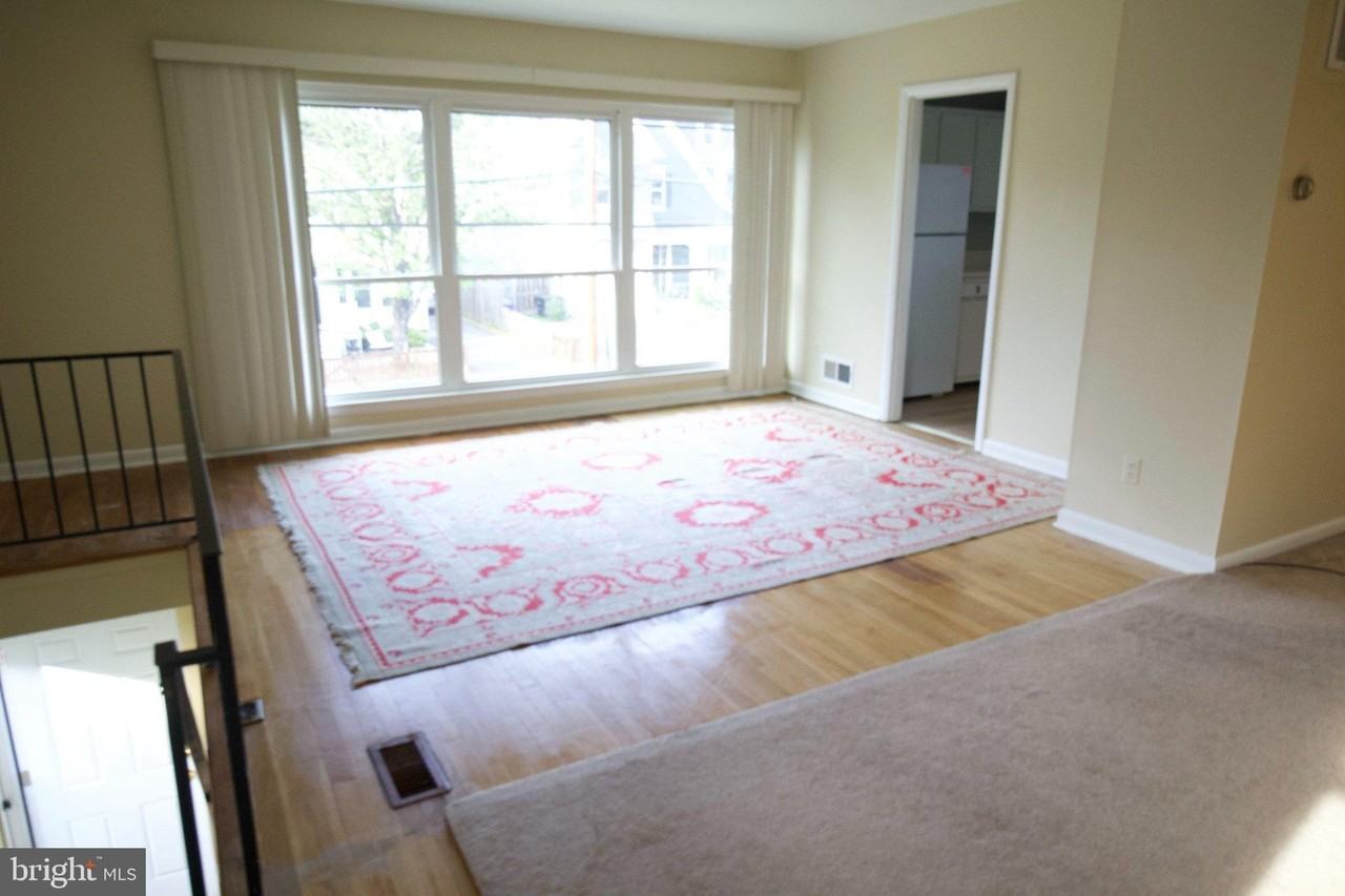 922 19th St S #B2 - Photo 7 of 23