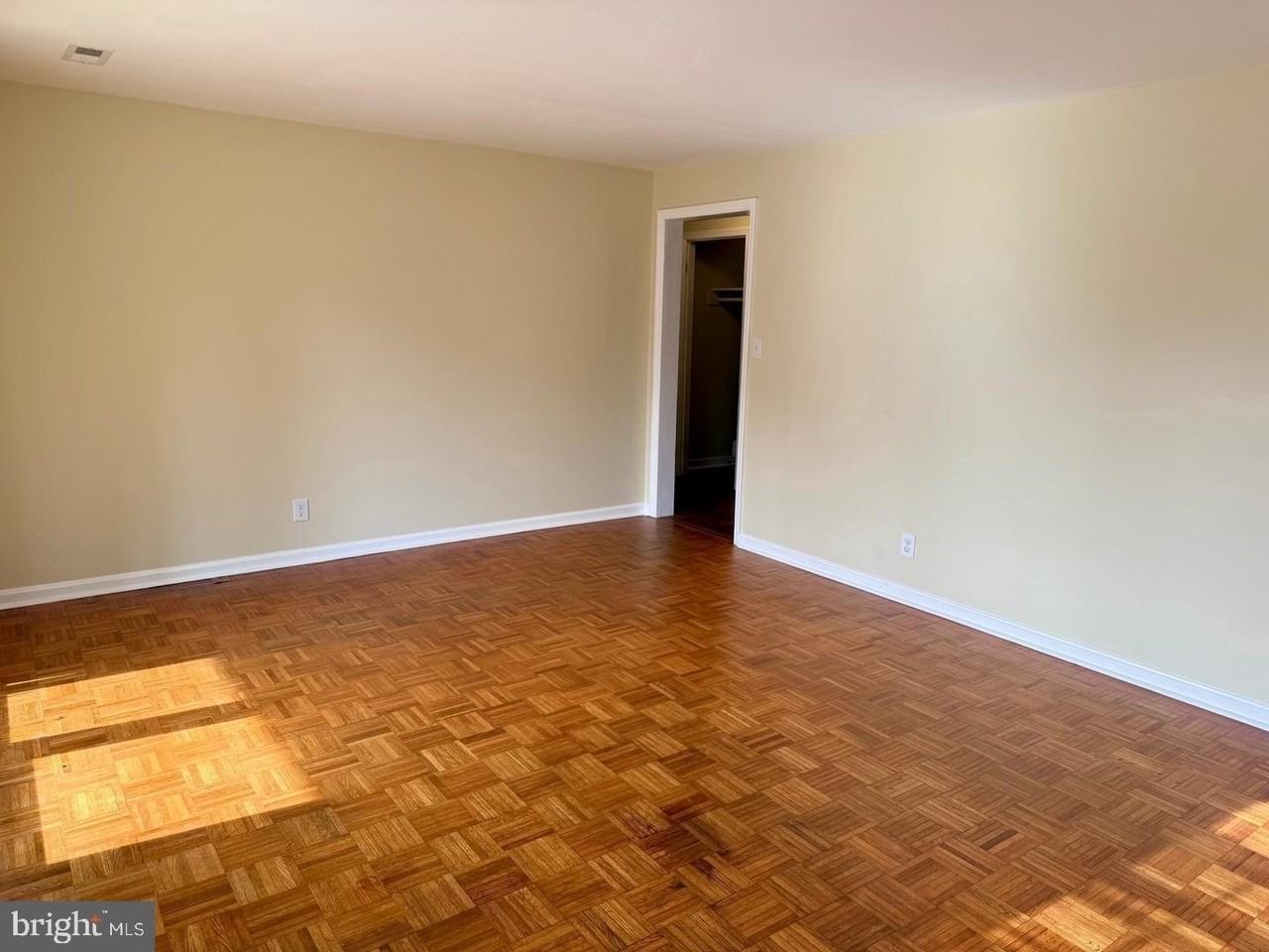 1428 Payne St #B - Photo 5 of 15