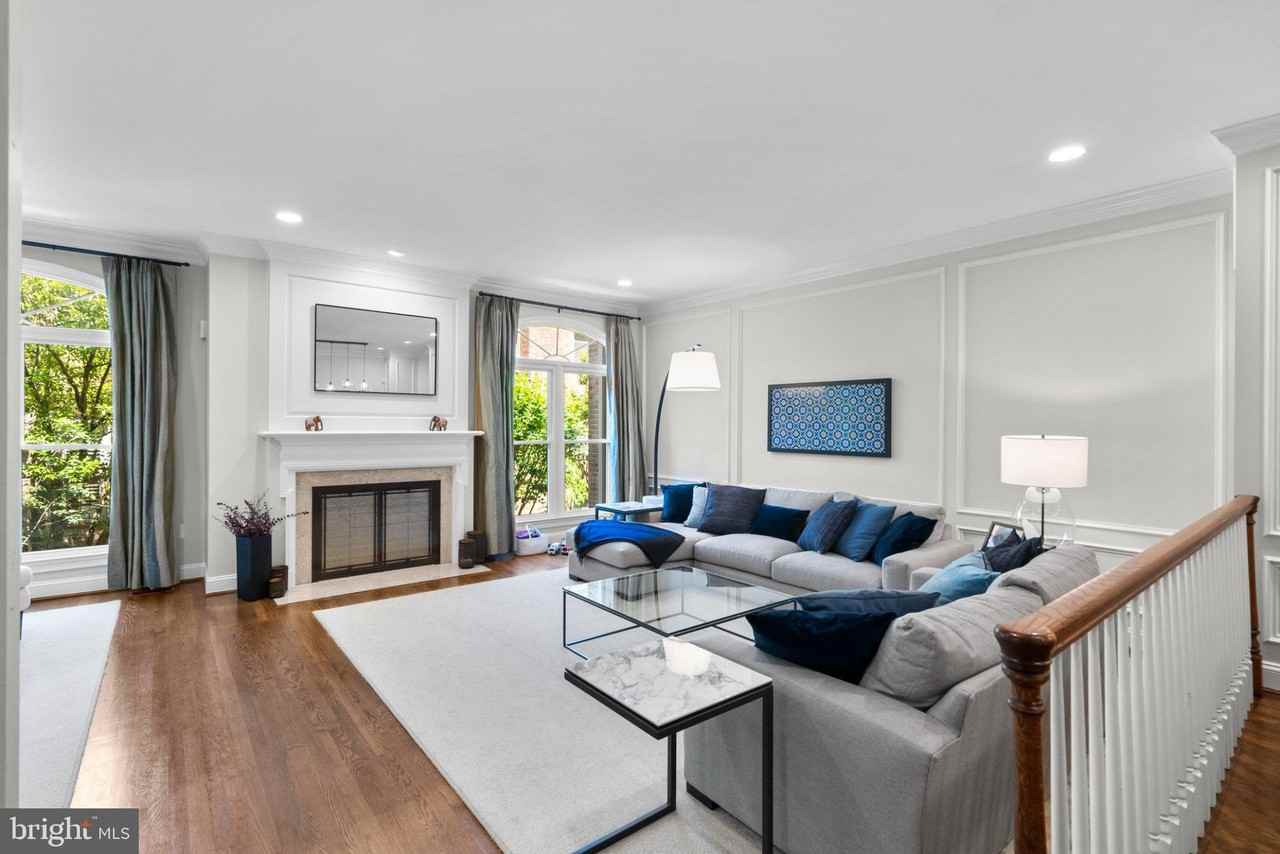 1532 Hampton Hill Cir - Photo 4 of 41
