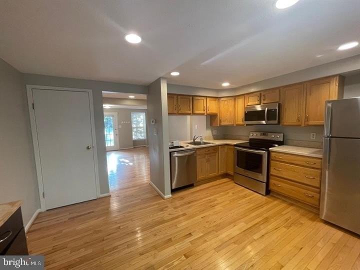 11906 Fieldthorn Ct - Photo 2 of 18