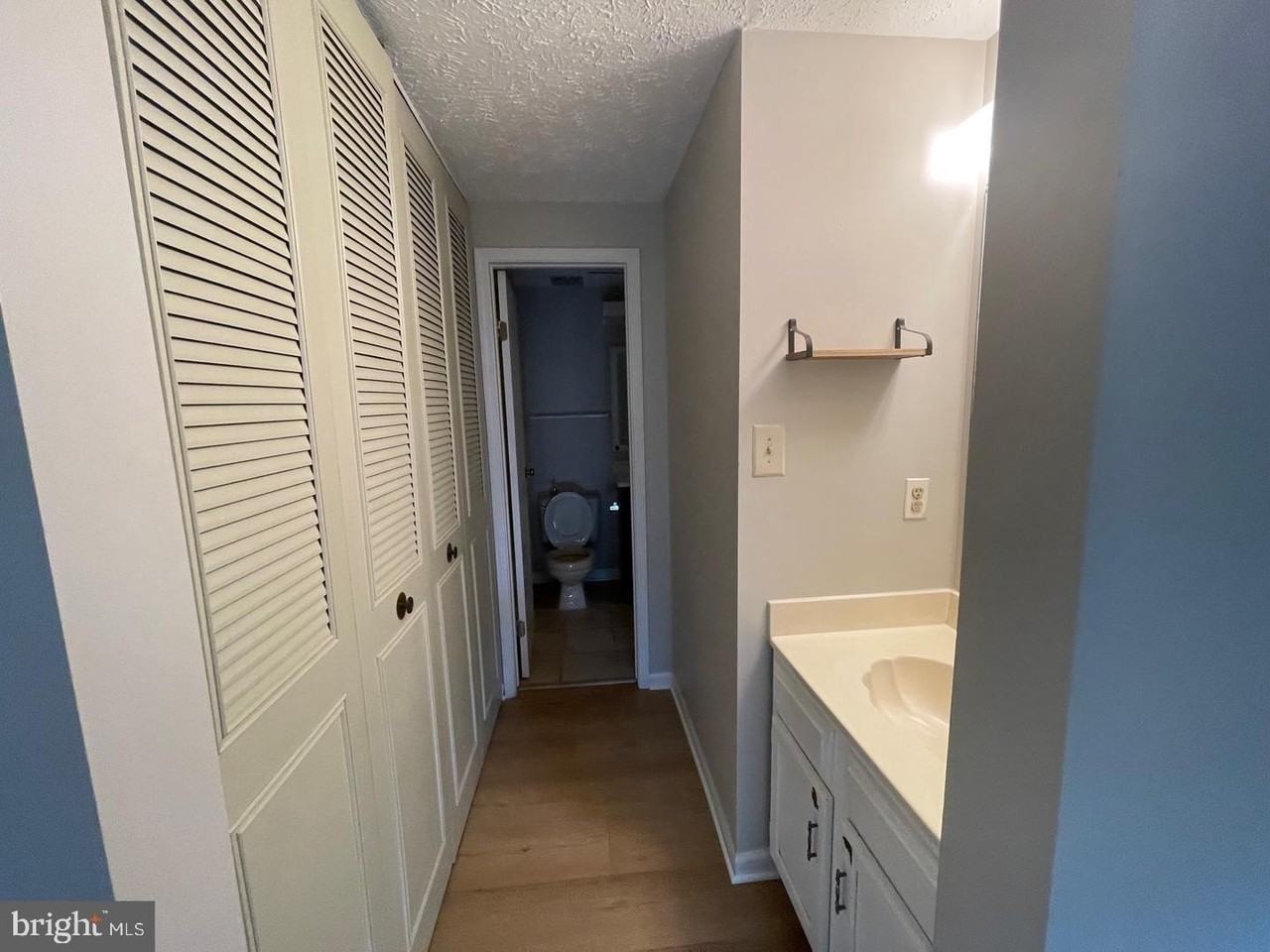 11906 Fieldthorn Ct - Photo 7 of 18