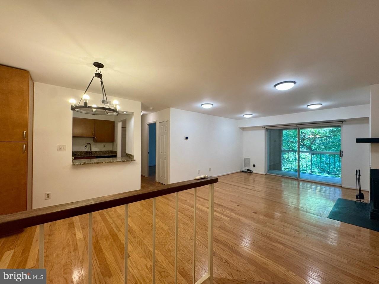 5932 Cove Landing Rd #302D - Photo 3 of 14