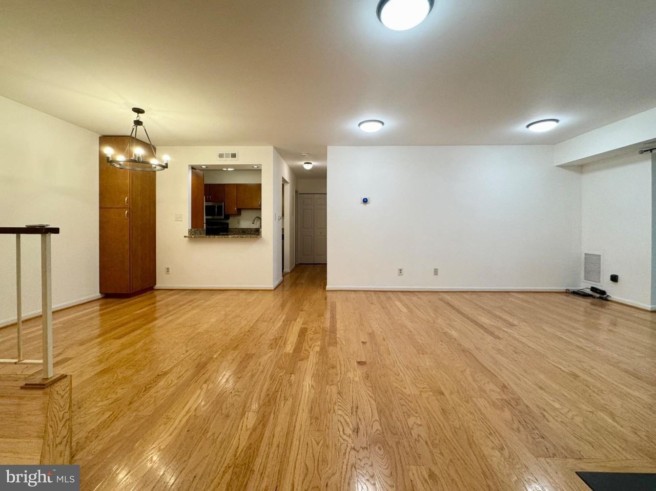 5932 Cove Landing Rd #302D - Photo 4 of 14