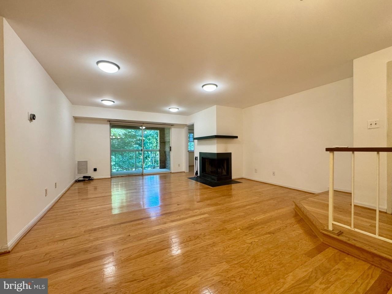 5932 Cove Landing Rd #302D - Photo 5 of 14