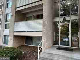 5610 Bloomfield Dr #101 - Photo 1 of 1