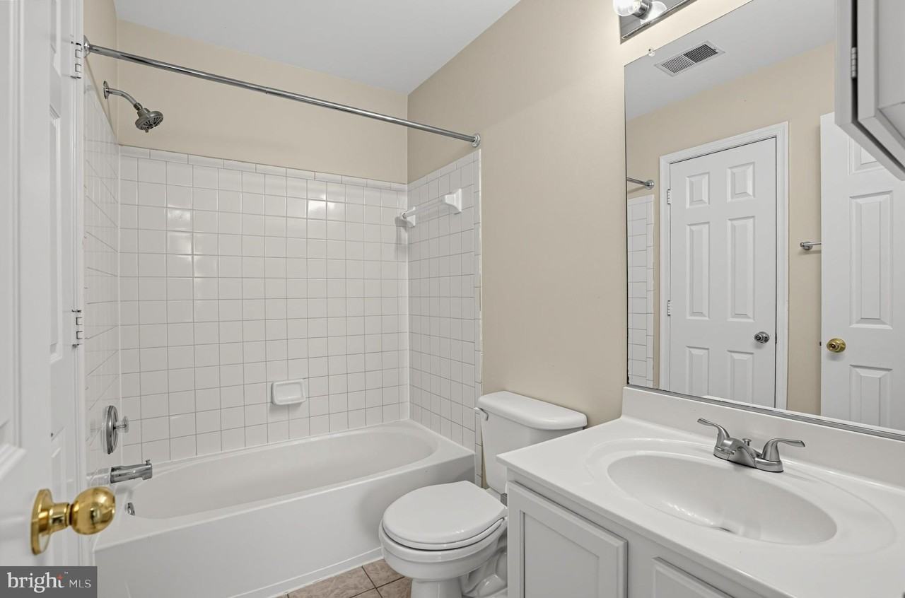 46051 Marble Ter - Photo 4 of 14