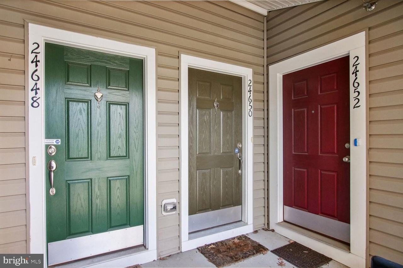24650 Caribou Sq - Photo 3 of 34