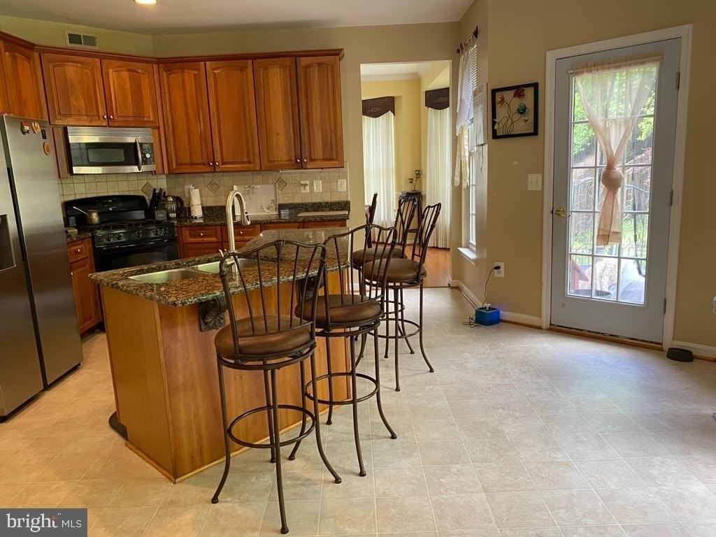 3128 Tulip Tree Pl - Photo 7 of 18
