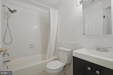 2832 Chablis Cir - Photo 5 of 11