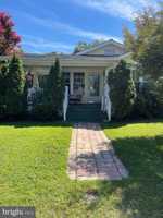 featured image of 404 Livingstone St