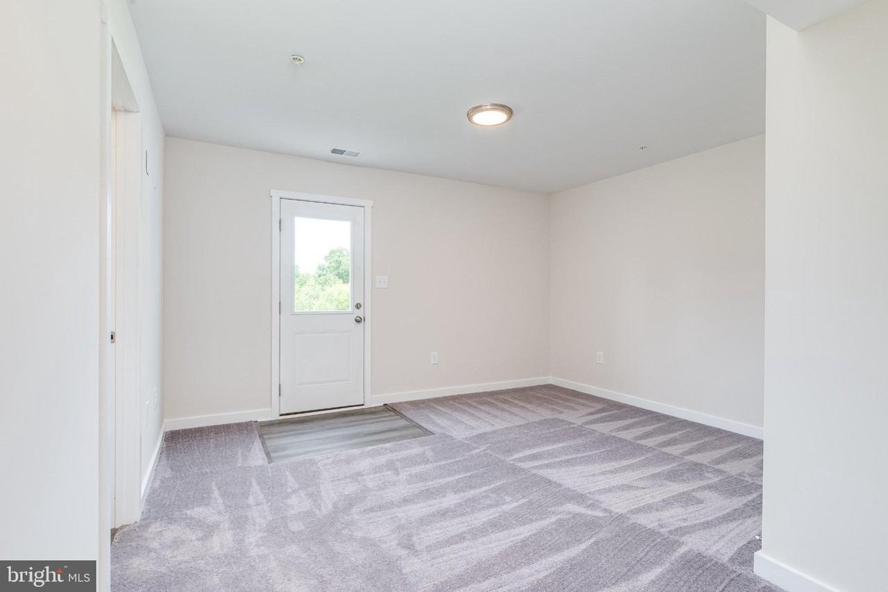 97 Moses Dr - Photo 5 of 34