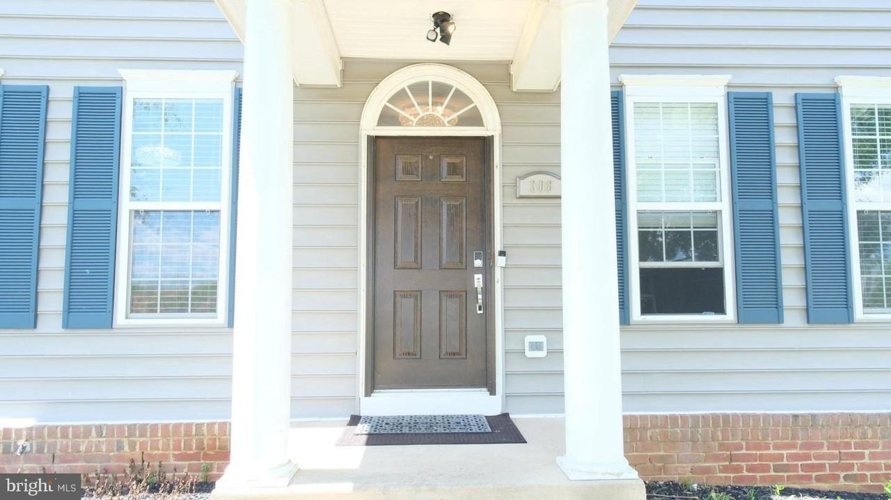 308 Braddock St - Photo 3 of 50