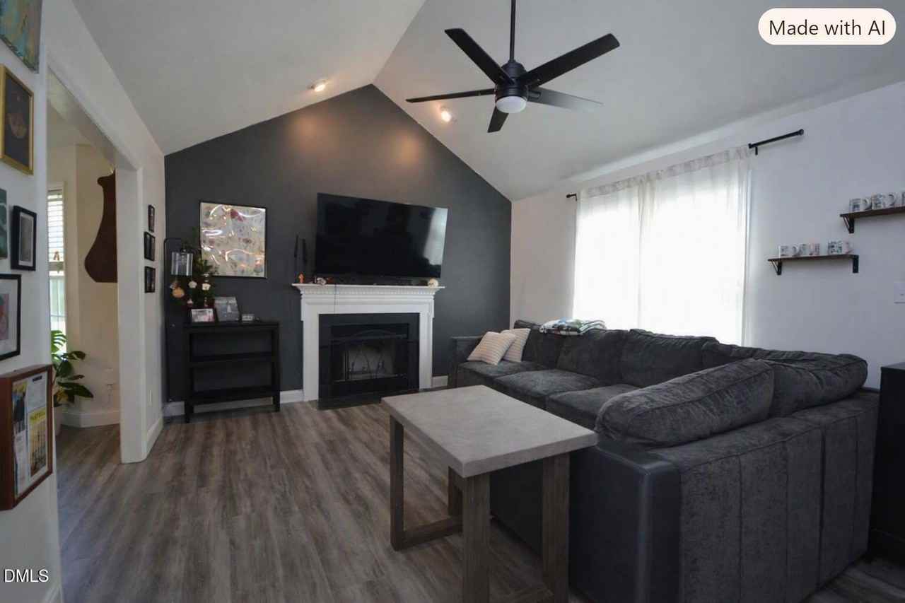 4505 Whistling Way - Photo 4 of 20