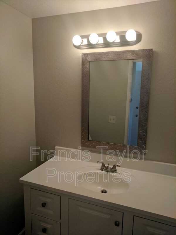 1971 E Washington Ave #9 - Photo 6 of 13