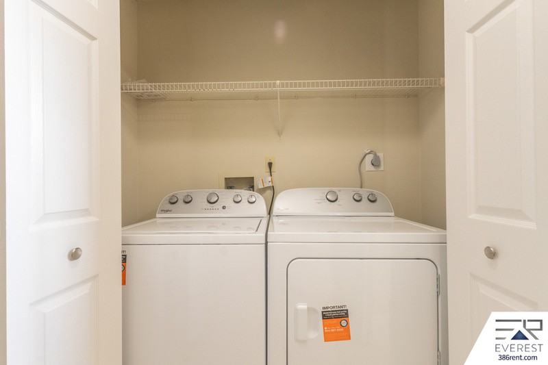 51 Village Dr - Photo 5 of 34