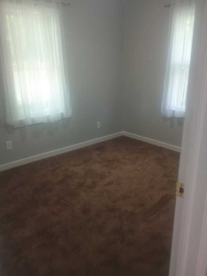 1136 E Buena Vista Ave - Photo 3 of 11