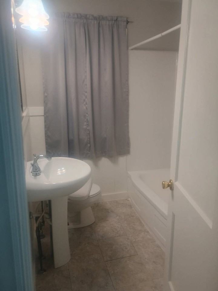 1136 E Buena Vista Ave - Photo 6 of 11