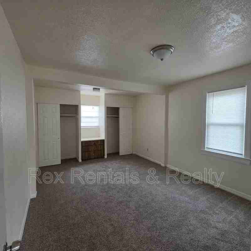 1776 Scranton St S - Photo 7 of 9