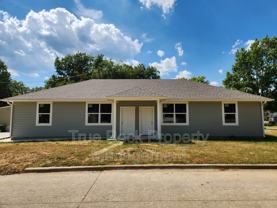 1131 E 8th St #A - Photo 1 of 1