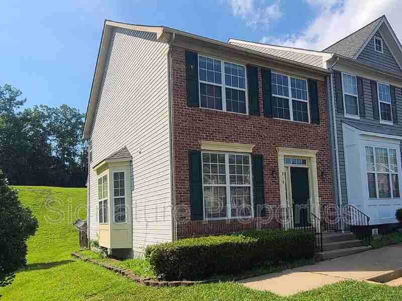 210 Hillside Ct - Photo 2 of 31