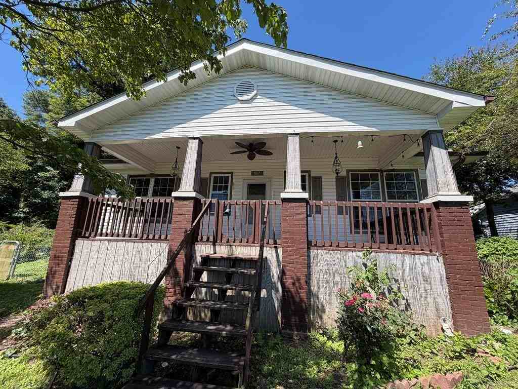 807 Trammell St - Photo 2 of 17