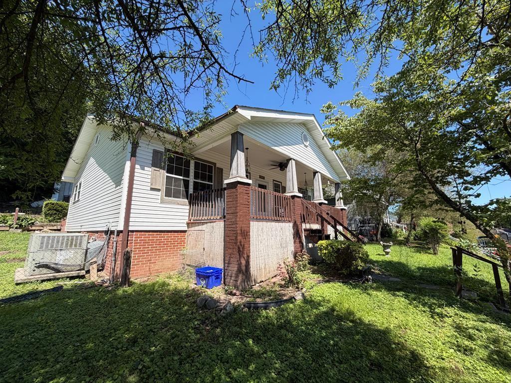 807 Trammell St - Photo 3 of 17