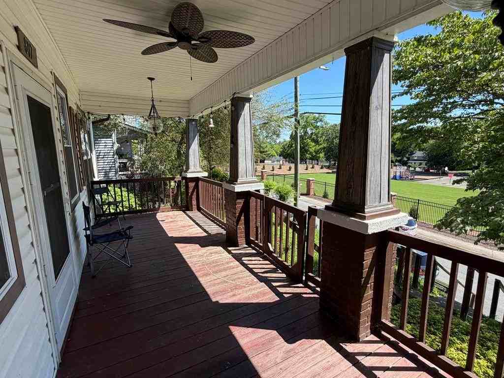 807 Trammell St - Photo 4 of 17