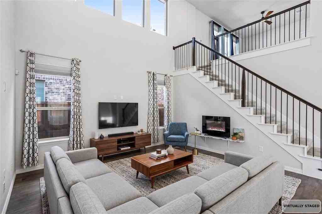 12361 Hulson Trl - Photo 6 of 37