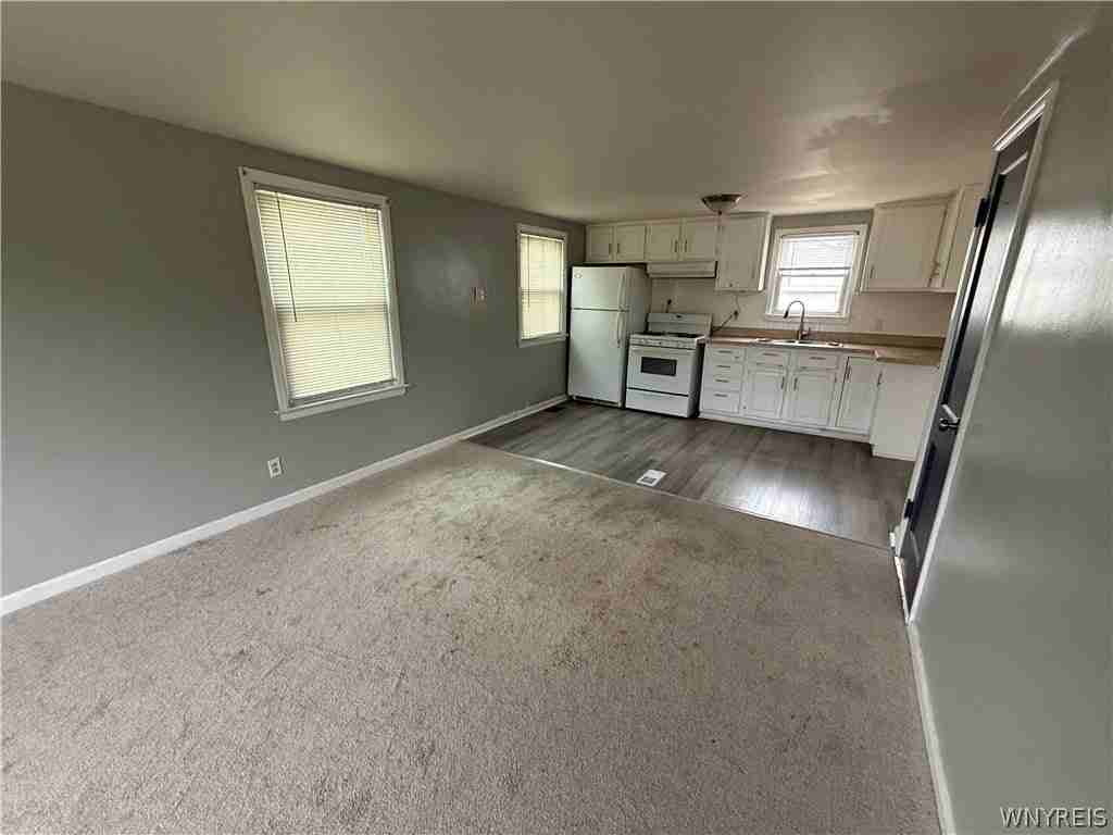 4553 Union Rd - Photo 3 of 13